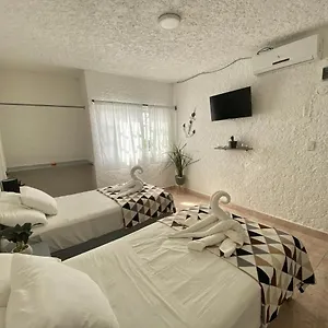 Chi Ibal Hu Cancun