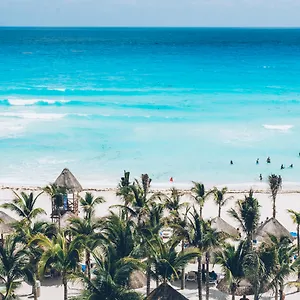 Feriested Nyx, Cancún
